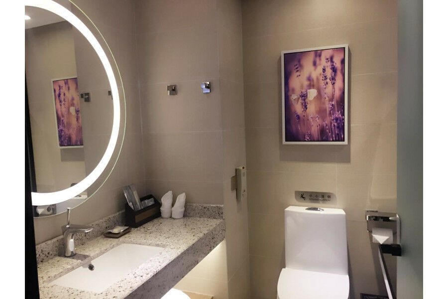 Lavande Hotel Guangzhou Ximenkou Metro Екстериор снимка